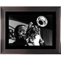 Louis Armstrong - Affiche encadrée Noir et Blanc: 50x70 cm (Cadre Tucson)